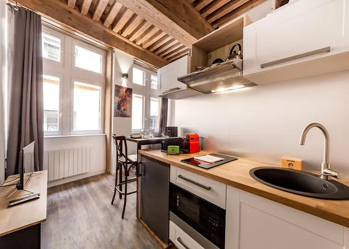 Διαμέρισμα In | Cosy Presqu'ile De *